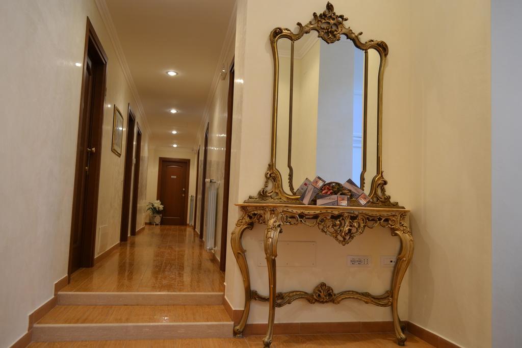 Tucci'S Roma Guest House Kamer foto